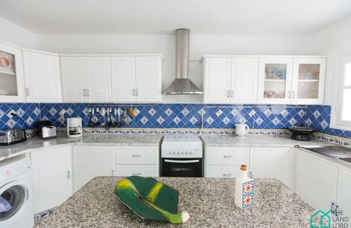 Mrezga Villa | Tr s Charmante Villa Avec Piscine 5mn de la mer