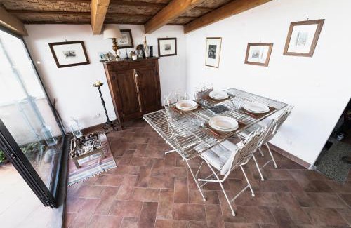 Cuglieri Apartment | Tra mari e TraMonti - Casa per 6 con terrazza panoramica