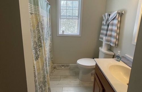 Gansevoort House | Track Retreat. Minutes to the Saratoga Race course, Saratoga Springs