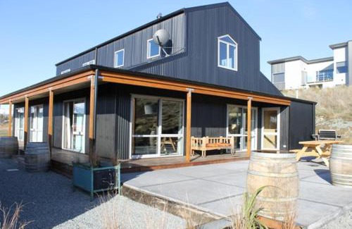 Lake Tekapo House | Tractor Shed