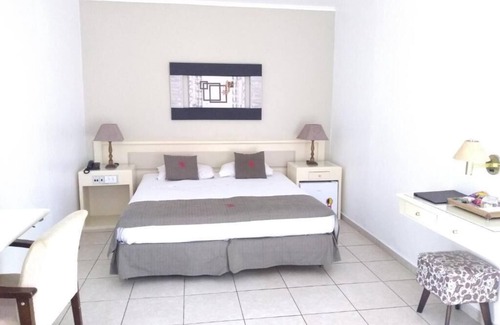 Araras Hotel | TRADE GARDEN HOTEL
