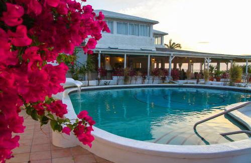 Dickenson Bay Hotel | Trade Winds Hotel