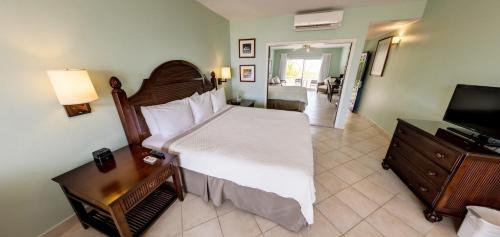 Dickenson Bay Hotel | Trade Winds Hotel