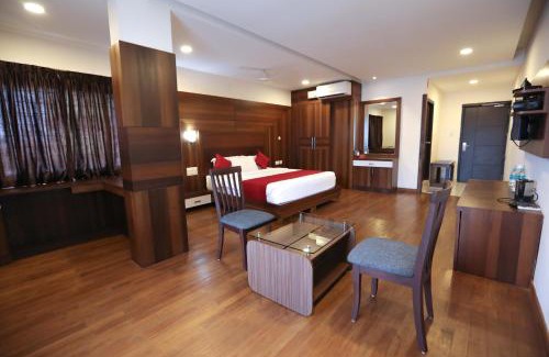 Adyar Hotel | Traders Hotel - Kankanady, Mangalore