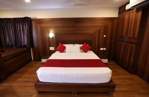 Adyar Hotel | Traders Hotel - Kankanady, Mangalore