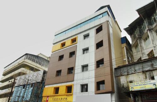 Adyar Hotel | Traders Hotel - Kankanady, Mangalore