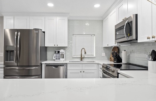 Crescent Beach Condo | Tradewinds 101 | Beachfront Condo with Patio, Pool View and Beach Access