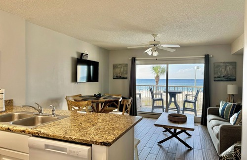 Orange Beach Condo | Tradewinds 103 1 bedroom 2 bath gulf-front