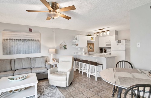 Orange Beach House | Tradewinds 208 – Beautifully Updated 1BR/2BA with Bonus Bunks and Gulf Views!