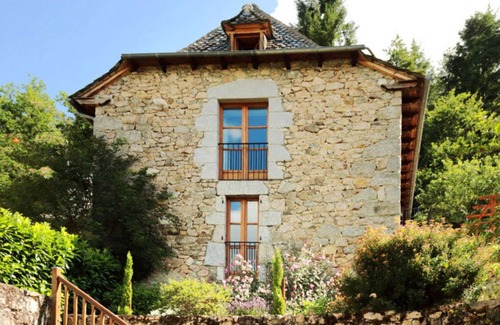 Florentin-la-Capelle House | Traditional French country home with panoramic views over la Vallee du Lot