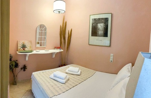 Viannos House | Traditional and cozy cretan guest house close to the beach