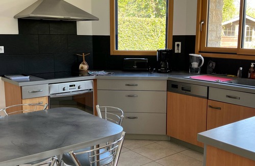 Morbihan House | Traditional Breton house with heated swimming pool 5min walk from the beach