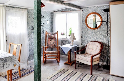 Ankarsrum House | Traditional cottage directly on the water