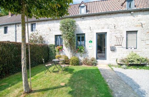 Clavier House | Traditional Cottage with private terrace