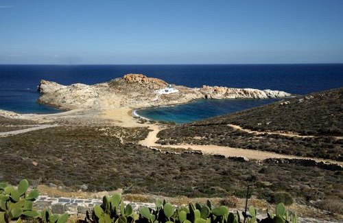 Serifos House | Traditional Cycladic Stone House