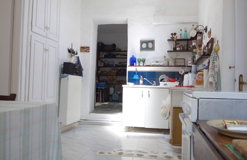 Syros House | Traditional Cycladic country home
