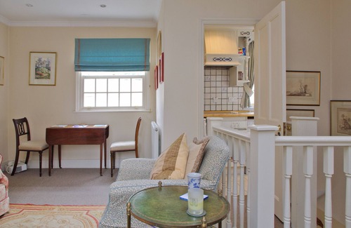 Pimlico Apartment | Traditional English Charm In Pimlico