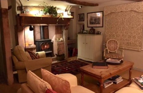 Wing House | Traditional Farm House in Rolling Borders Valley