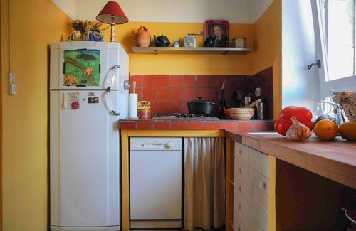 Robion Other | Traditional farmhouse with large garden in the heart of an authentic Luberon village