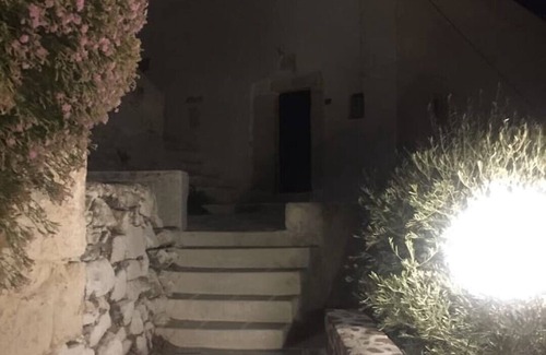 Serifos House | Traditional House in Serifos with Seaview