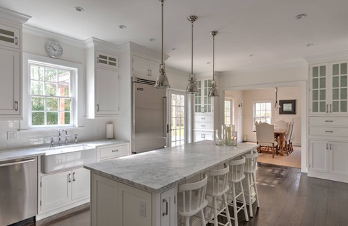 Sagaponack House | Traditional house, open floor and spacious living, formal dining room,.