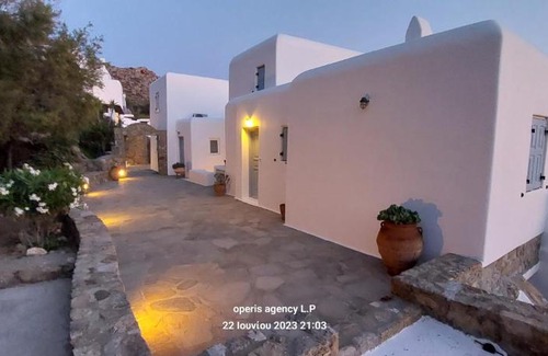 Houlakia House | Traditional house with shared pool