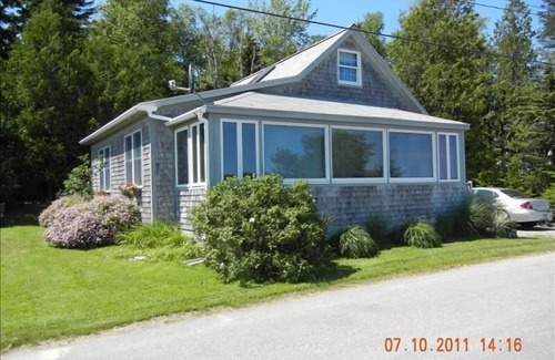 Steuben Cottage | Traditional Maine Shore Cottage with Ocean & Lighthouse Views
