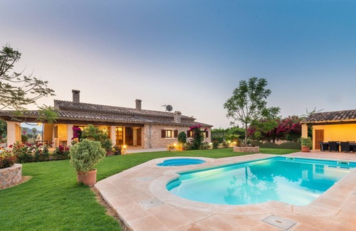 Sa Pobla Cottage | Traditional Majorcan finca in Buger