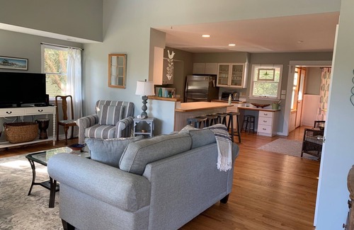 Nags Head House | Traditional Nags Head Cottage in the Heart of Nags Head