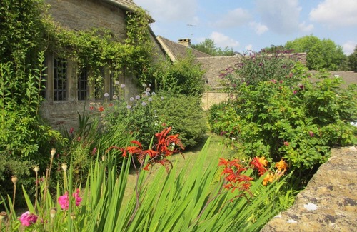 Upper Slaughter Cottage | Traditional, self catering holiday cottage in Upper Slaughter, The Cotswolds