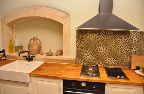 Ierapetra House | Traditional stand-alone spacious stone house in a small village