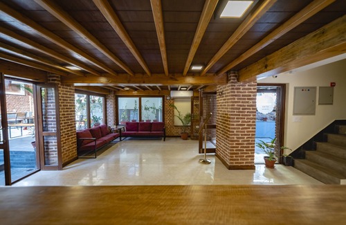 Lalitpur Hotel | Traditional Stay