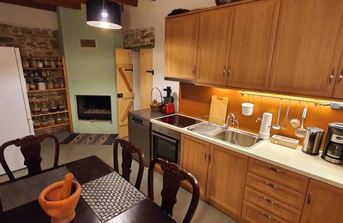 Kissos House | Traditional stonehouse in Pelion Kissos inbetween skicenter & beaches