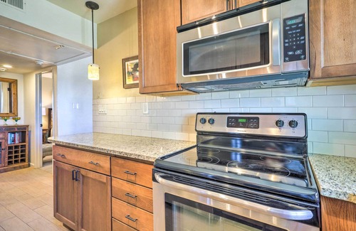 Northeast Santa Fe Condo | Traditional-Style Adobe Casita - Walk to Dtwn