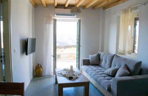 Kithnos House | Traditional suites in Chora Kythnos #4