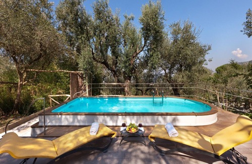 San Pietro Villa | Traditional villa with private pool near Sorrento, Traditional 2 bedroom holiday home for up to 4 pe.