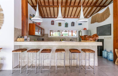 Drupadi Villa | Traditionally Designed Seminyak Villa with Garden