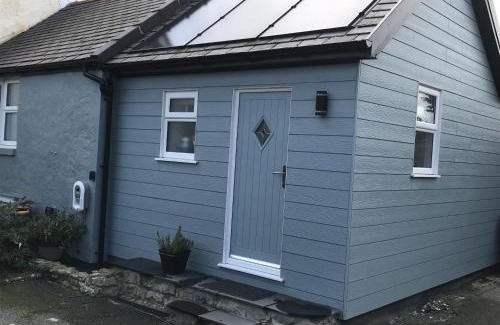 Tyn-y-Gongl House | Traeth Arian Cottage