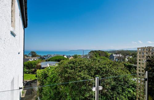 Tyn-y-Gongl House | Traeth Arian Cottage