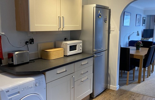 Seaview Apartment | Trafalgar a comfortable seaside ground floor flat with parking and pet friendly