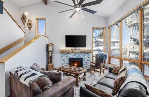 Edwards House | Trail Ridge Retreat - Sleeps 8