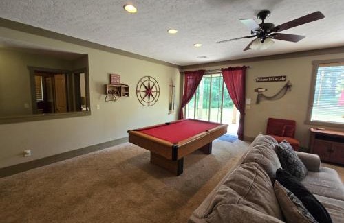 McHenry House | Trail's End