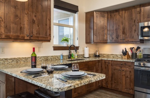 Winter Park Condo | Trailhead 232 pool, hot tub, clubhouse