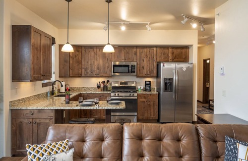 Winter Park Condo | Trailhead 232 pool, hot tub, clubhouse
