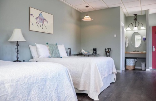 Seward Cabin | Trailhead Lodging
