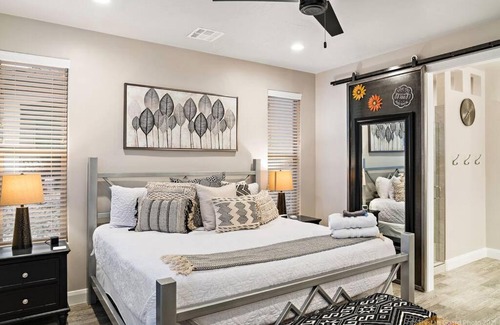 Sienna Hills House | Trailhead - PRIVATE HOME/HOT TUB - FULLY LOADED!!!