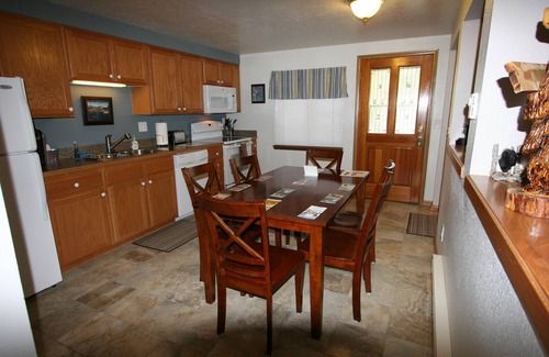 West Yellowstone House | Trails Edge Retreat - West Yellowstone Townhome