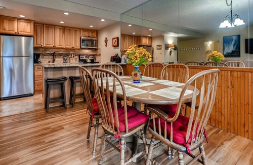 Peak 9 Condo | Trails End 304 | 2BR/2BA | Ski In/Out | PoolHotTub