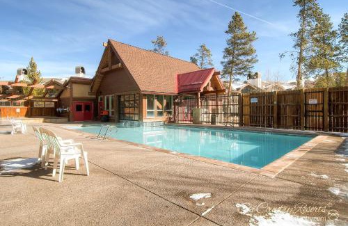Peak 9 Apartment | Trails End 504 by Ski Country Resorts