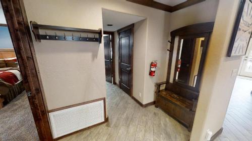 Red River House | Trails End - Hot Tub - WiFi - Fireplace - Washer -Dryer - Fenced In Backyard